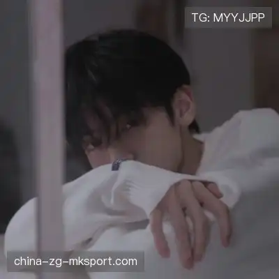 何凡菁